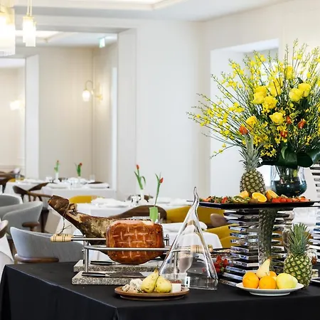Heritage Santa Lucia 4*