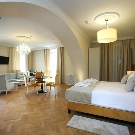 Ξενοδοχείο Heritage Santa Lucia 4*