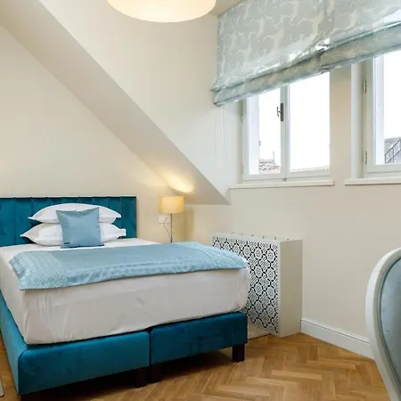 Heritage Santa Lucia 4* سبليت