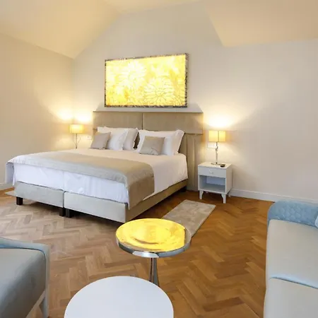 Heritage Santa Lucia 4* Σπλιτ