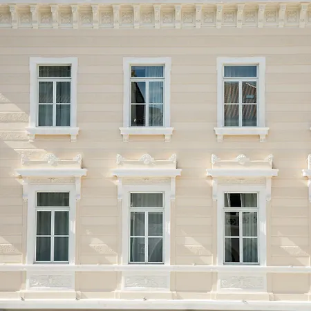 Hotel Heritage Santa Lucia Split