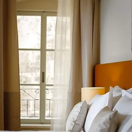 Hotell Heritage Santa Lucia 4*