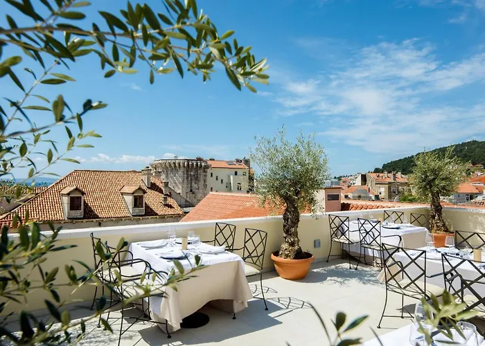 Hotel Heritage Santa Lucia 4*