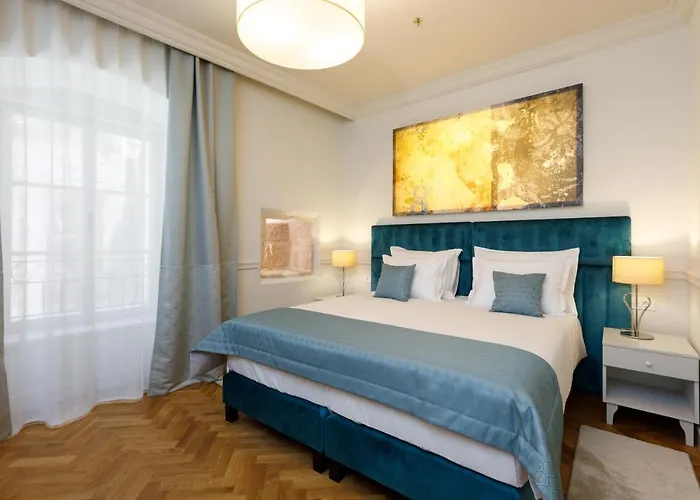 Heritage Santa Lucia